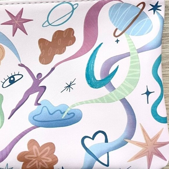 Ipsy Glam Bag Zippered Pouch Cosmetics Bag in Light Pink with Dreamy Designs - Picture 2 of 8